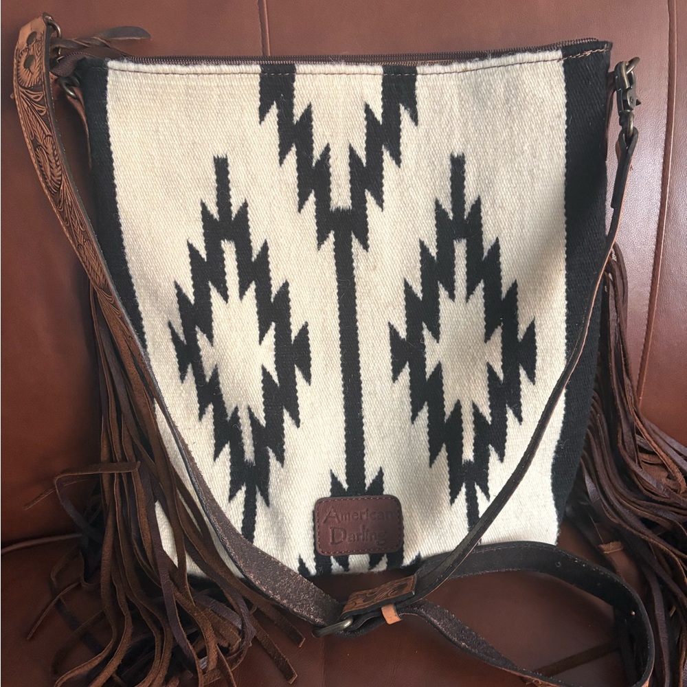 American Darling Black and Cream Crossbody Bag